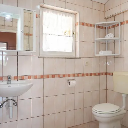 Katica-1 By Interhome * Supetarska Draga